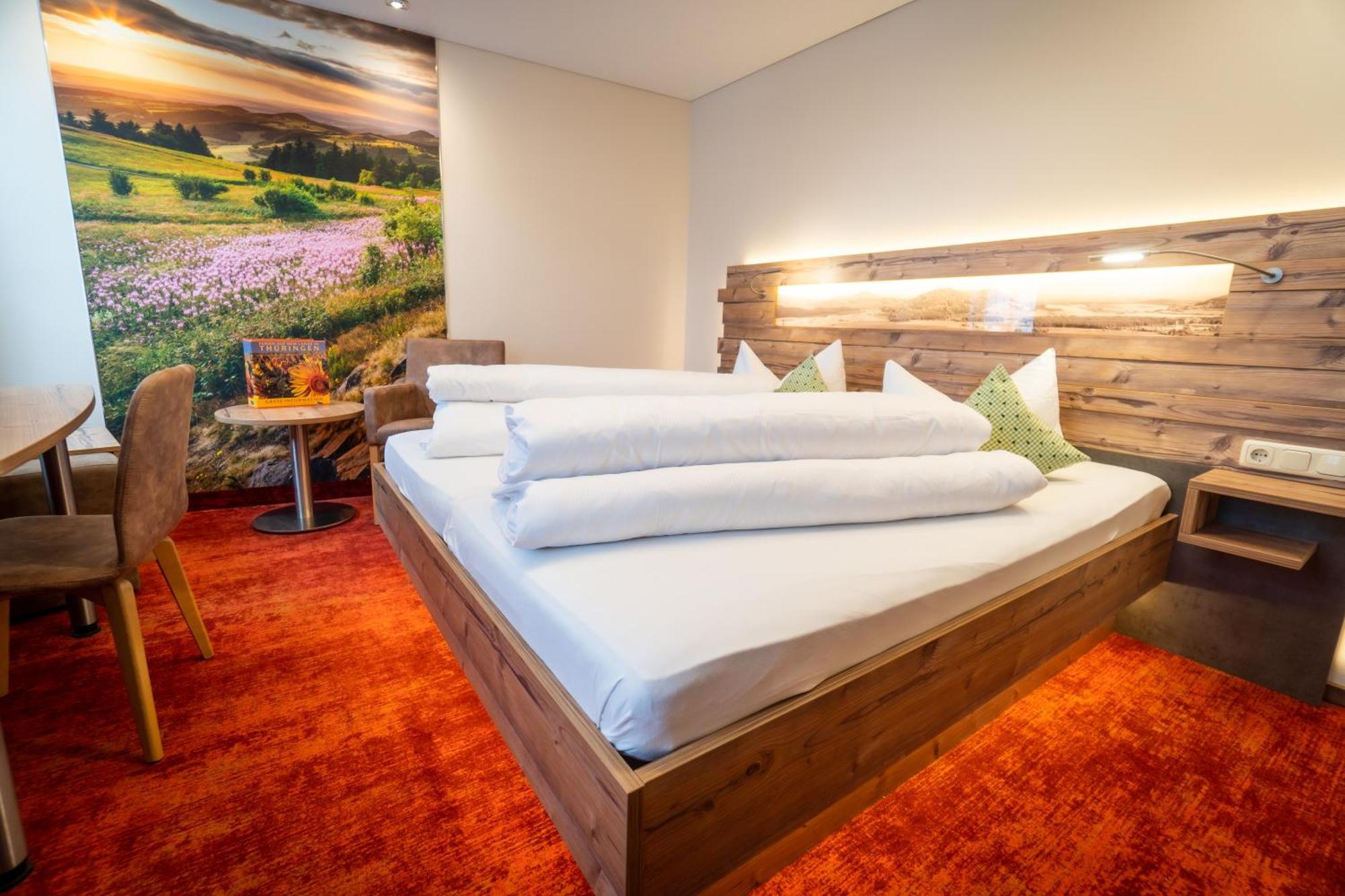 Landhotel Zur Gruenen Kutte Bernshausen Exterior foto