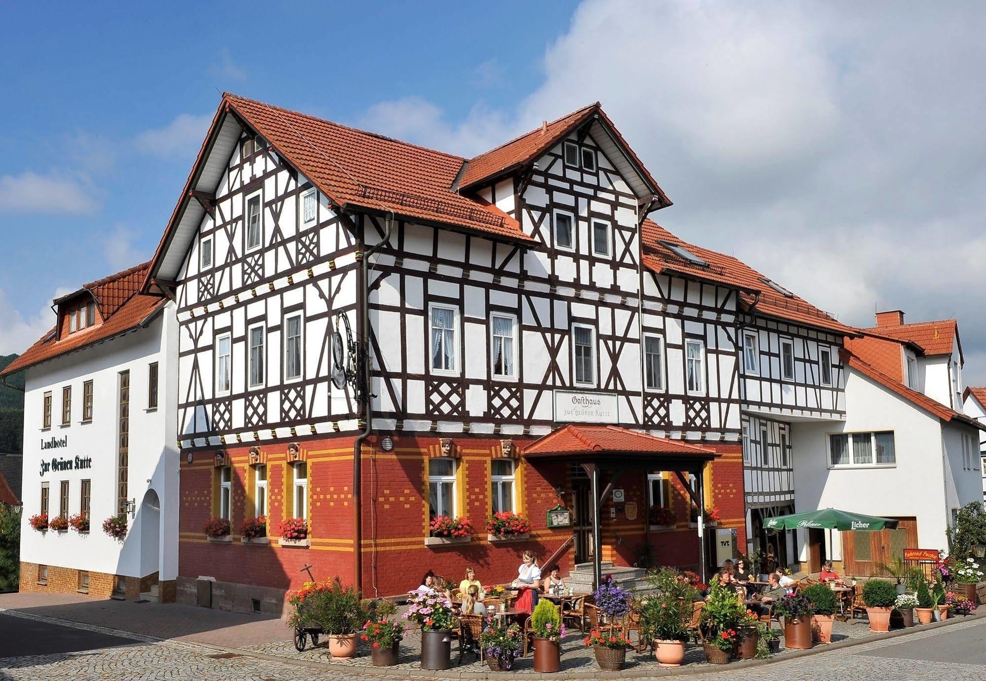 Landhotel Zur Gruenen Kutte Bernshausen Exterior foto