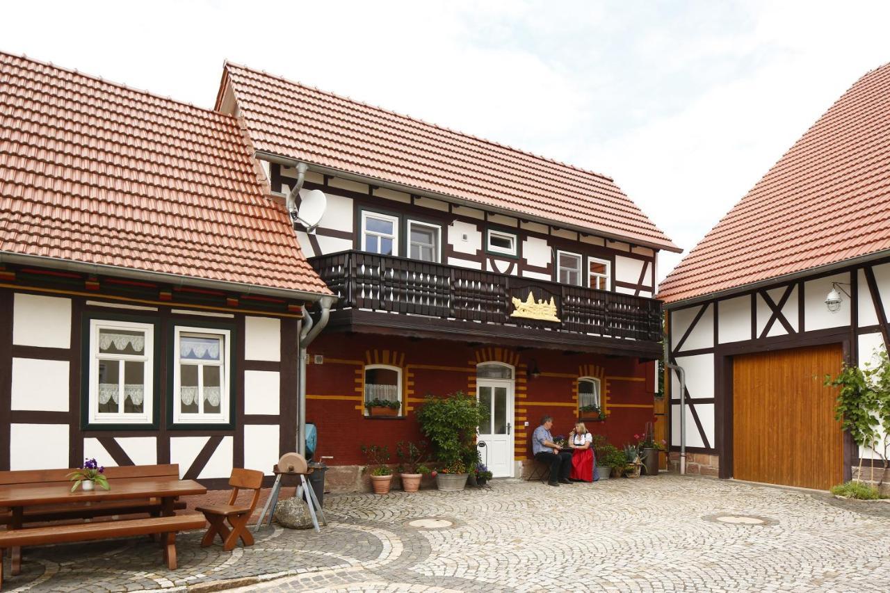 Landhotel Zur Gruenen Kutte Bernshausen Exterior foto